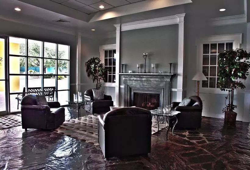 Springfield Hotel & Suites