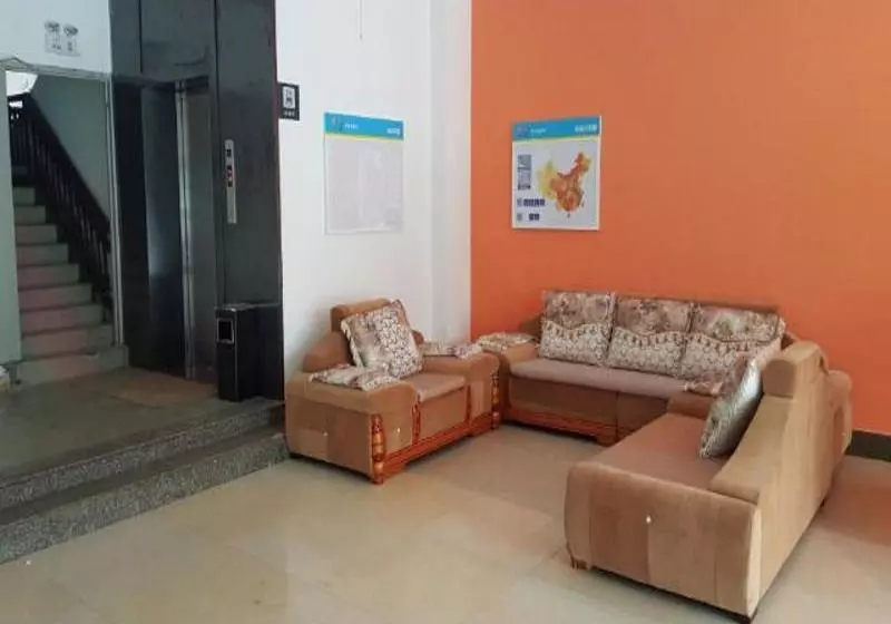 Hotelli 7 Days Inn Zhanjiang Xuwen 2nd Branch