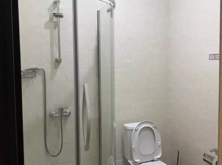 Hotelli Laura Guest House