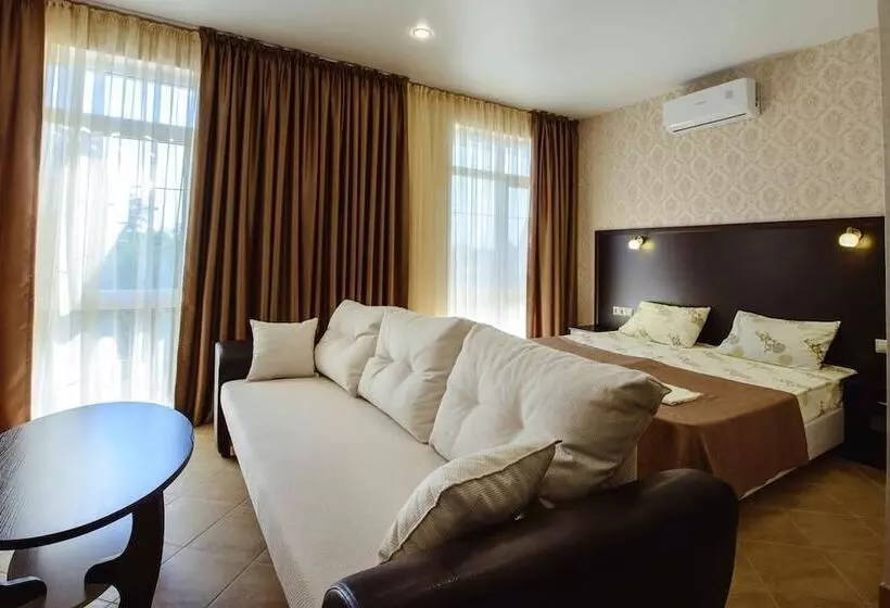 Hotelli Laura Guest House