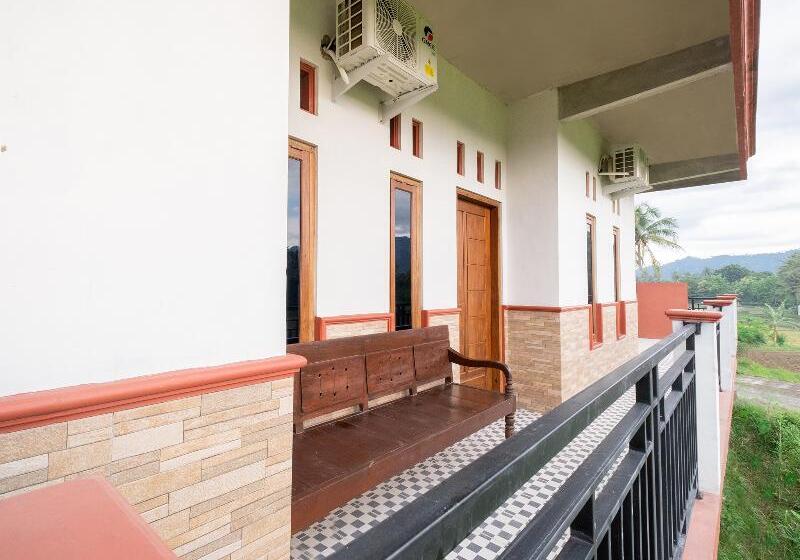 Otel Lilik Homestay Syariah By Oyo Rooms