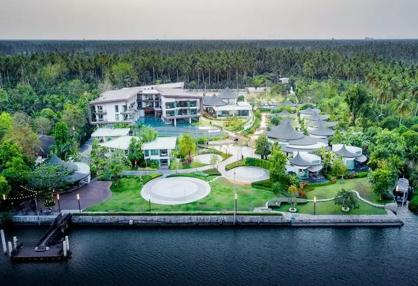 ホテル Na Tree Tara Riverside Resort Amphawa Damnoensaduak