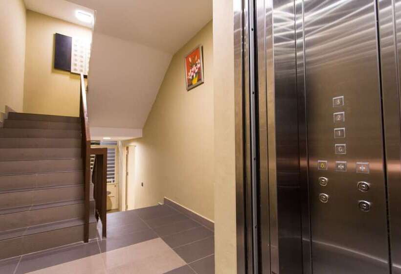 فندق Orkid Inn Mahkota Cheras