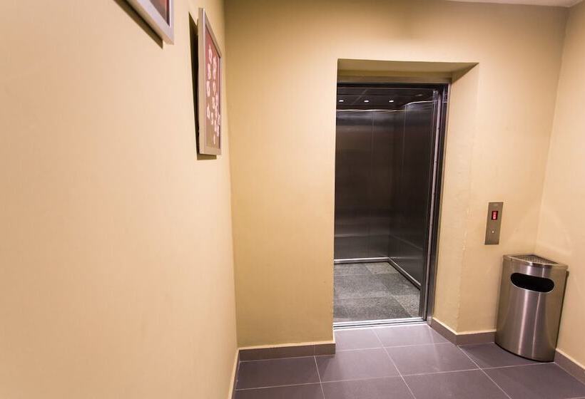 فندق Orkid Inn Mahkota Cheras