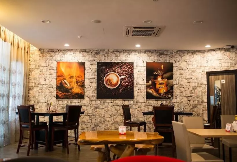 ホテル Orkid Inn Mahkota Cheras