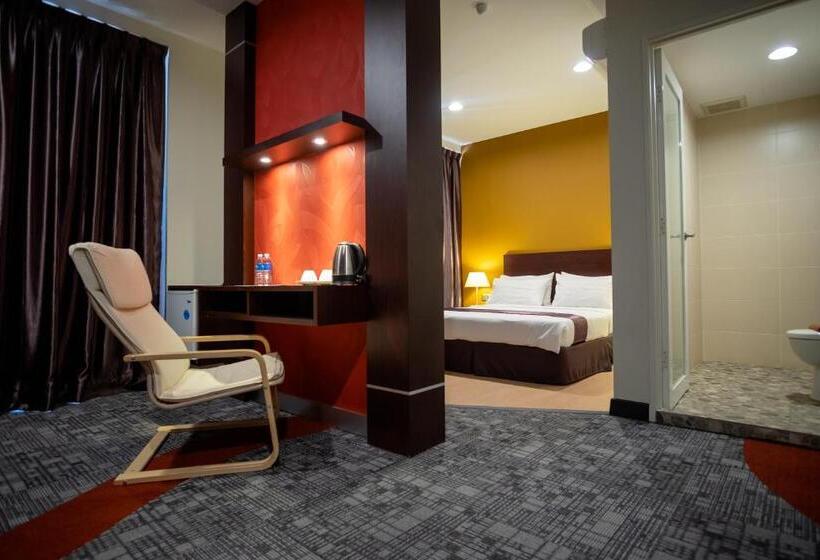 فندق Orkid Inn Mahkota Cheras