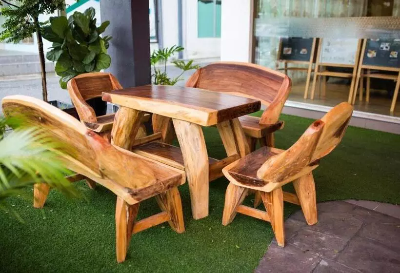 ホテル Orkid Inn Mahkota Cheras