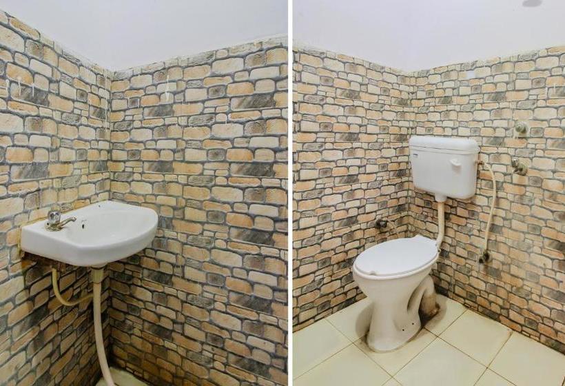 בית מלון כפרי Spot On 46977 City Light Palace And Restaurants