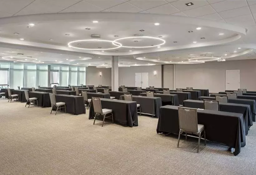 ホテル Springhill Suites By Marriott West Sacramento