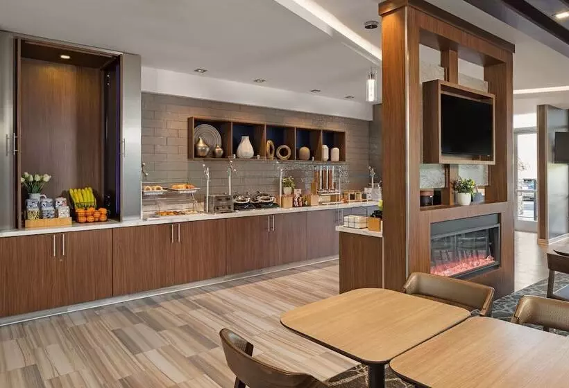 ホテル Springhill Suites By Marriott West Sacramento