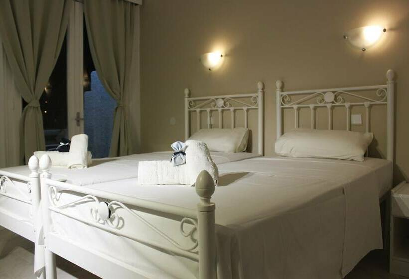 هتل Syros Holidays