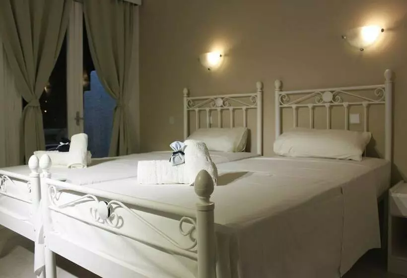 هتل Syros Holidays