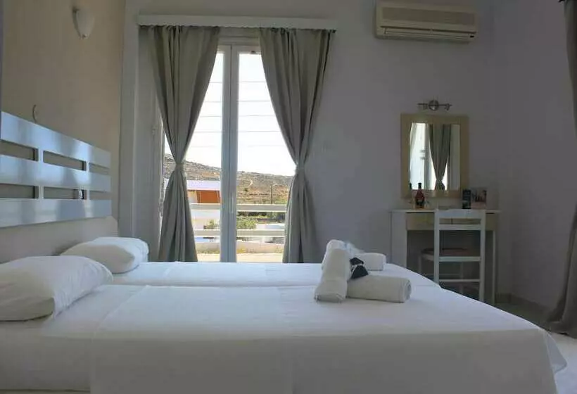 هتل Syros Holidays