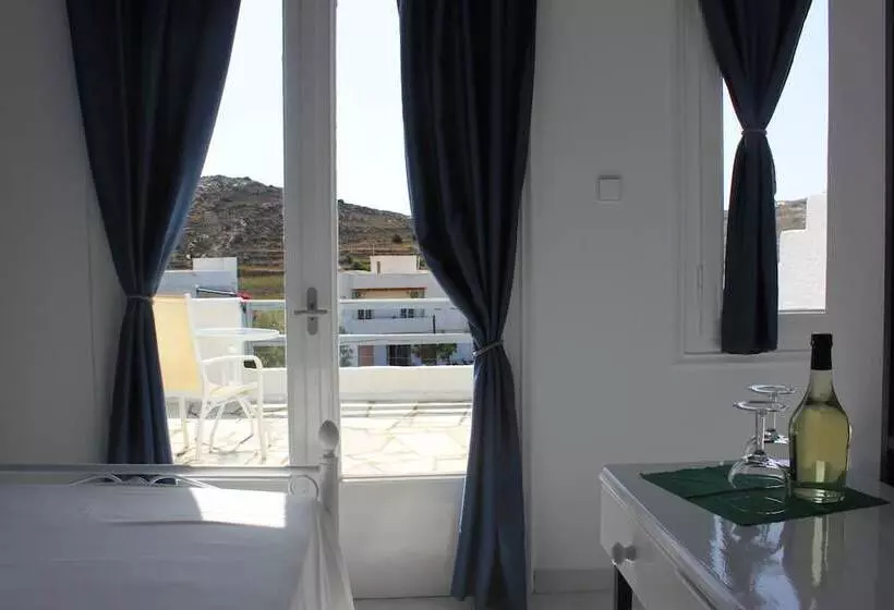 هتل Syros Holidays