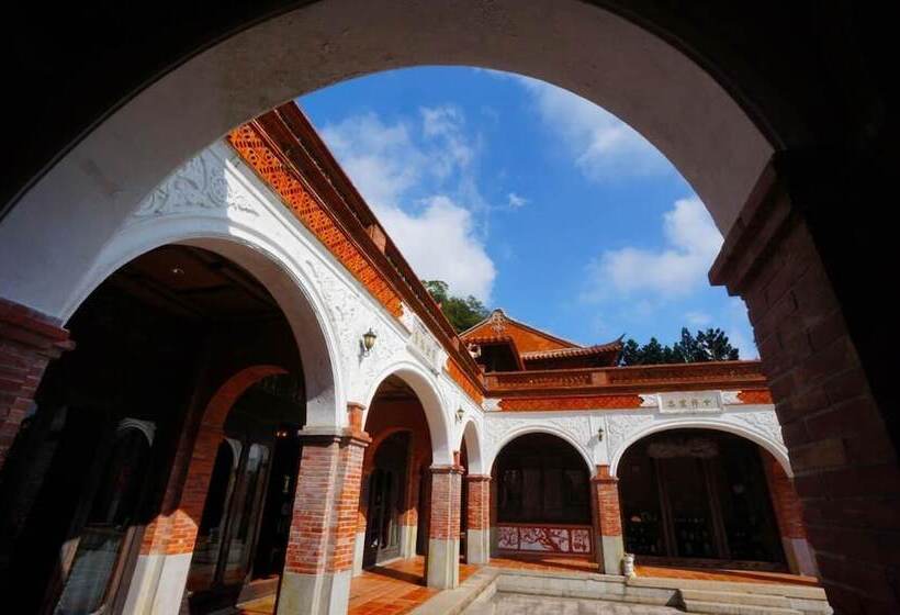 هتل The One Nanyuan