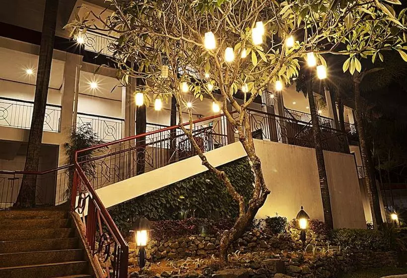 Hotelli Thunderbird Resorts   Rizal