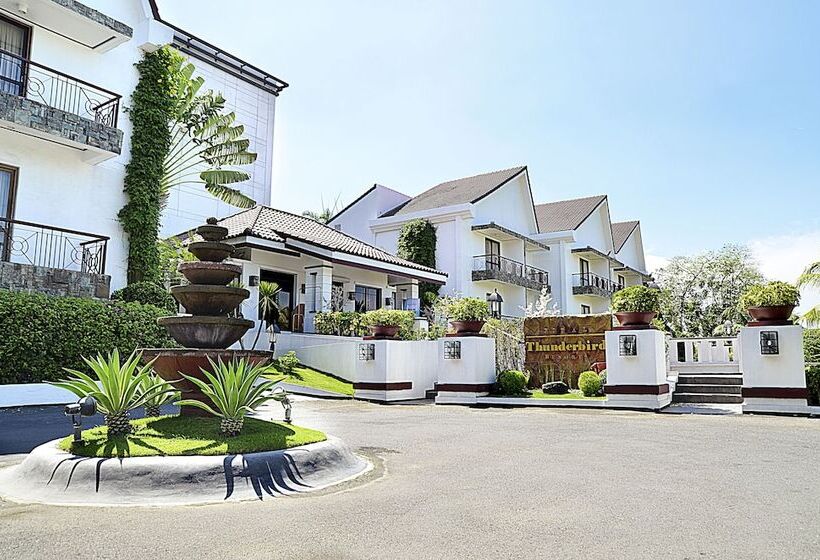 בית מלון כפרי Thunderbird Resorts   Rizal