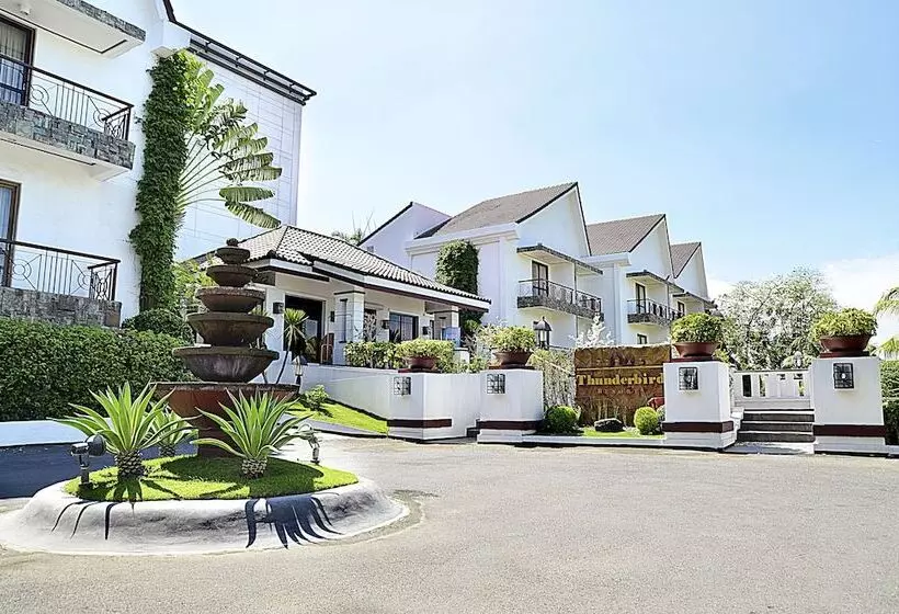 Hotelli Thunderbird Resorts   Rizal