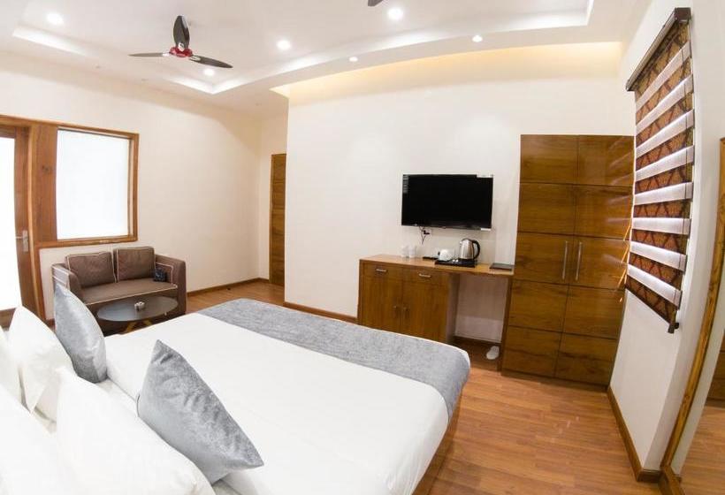 Отель Vishal Imperial