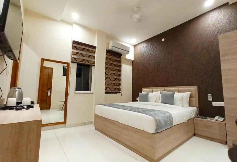 Отель Vishal Imperial