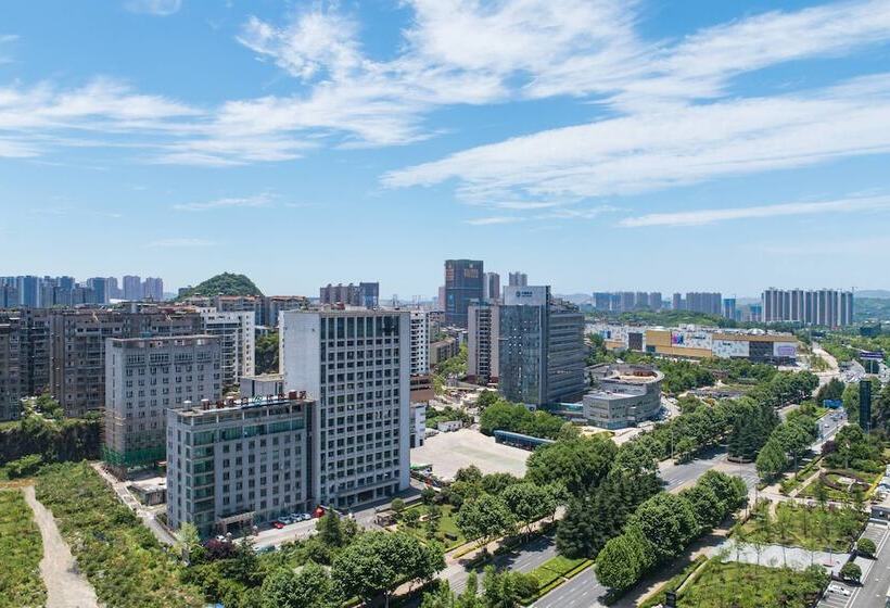 ホテル Wyndham Garden Guiyang Yueshan Lake