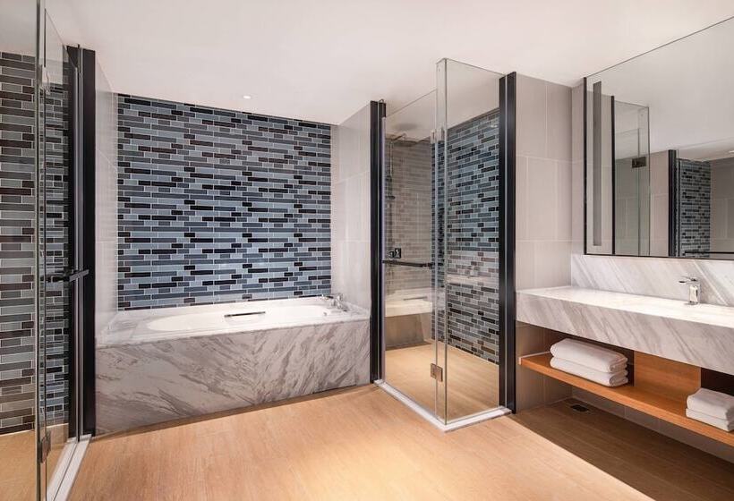 ホテル Wyndham Garden Guiyang Yueshan Lake