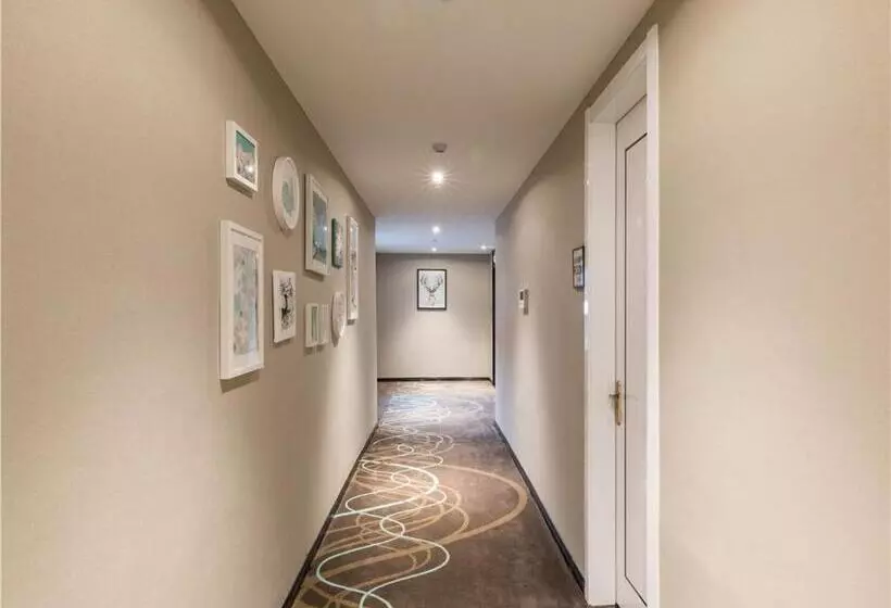 Xana Hotelle·zibo Shandong University Of Technology East Campus