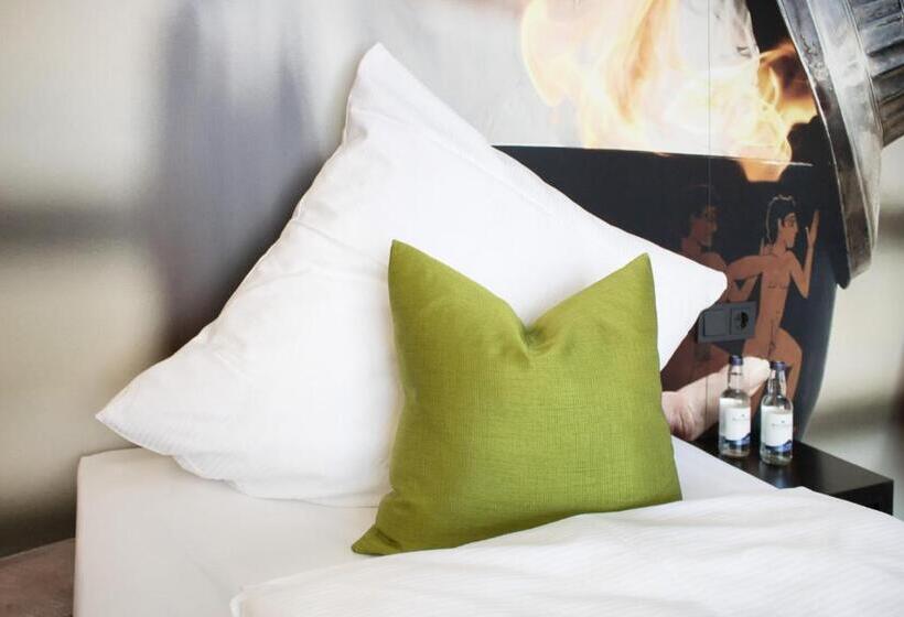 Au Hotel By Wmm Hotels