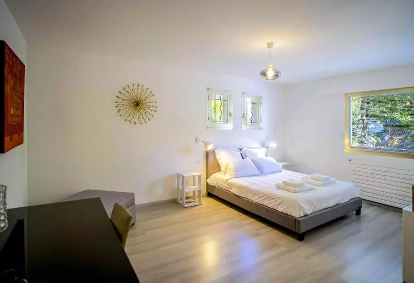 Aamiaismajoitus (B&B) La Colombière