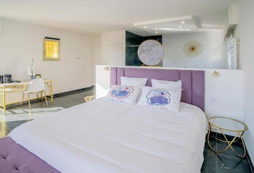 مبيت وإفطار La Colombière