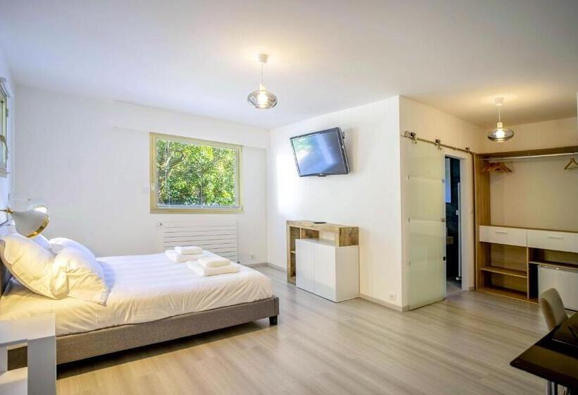 مبيت وإفطار La Colombière