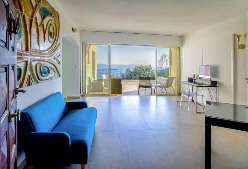 مبيت وإفطار La Colombière