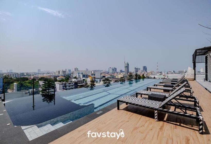 Chezzotel Pattaya  & Residence