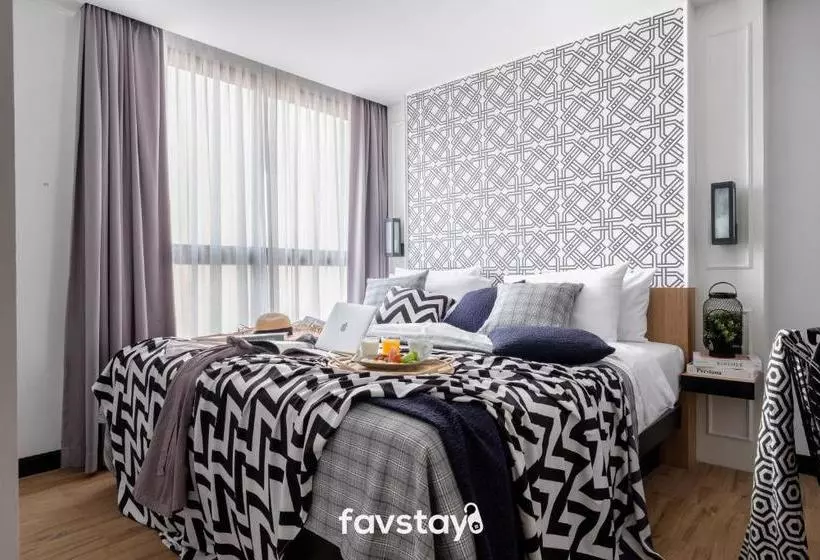 Chezzotel Pattaya  & Residence