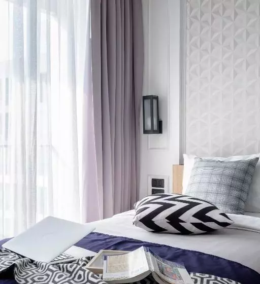 Chezzotel Pattaya  & Residence
