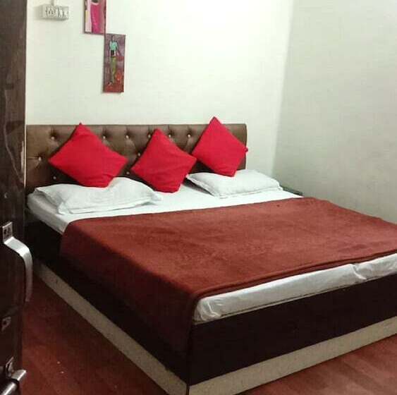 호텔 Goroomgo Broadway Nainital