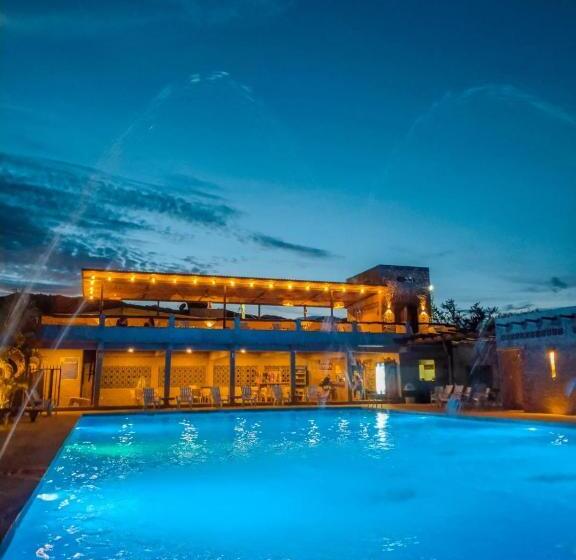 Otel La Rosa Náutica Club