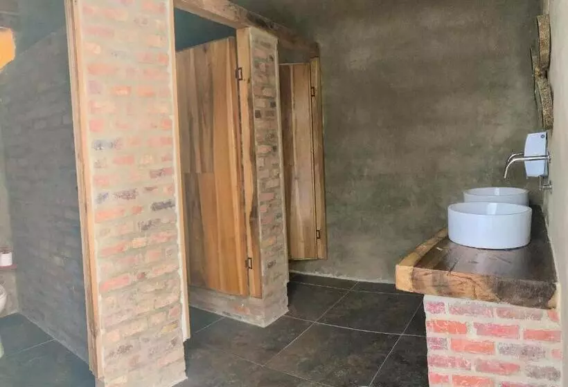 Hotelli La Rosa Náutica Club