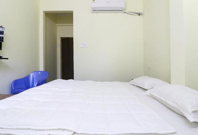 Отель Oyo 78694 Sri Deepak Krishna Home Stay