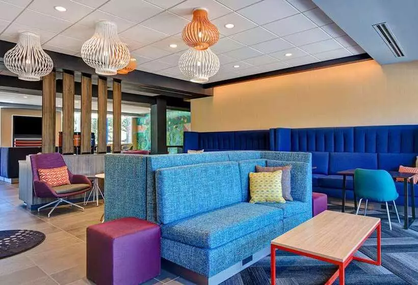 هتل Tru By Hilton Rocky Mount