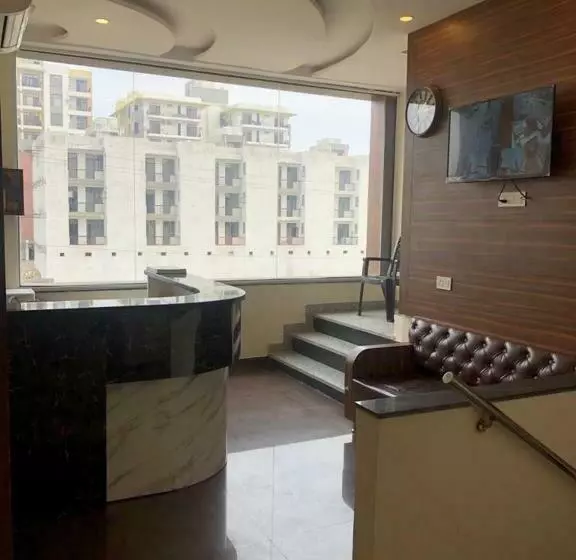 ホテル Woodcrest Zirakpur Chandigarh   Luxury Rooms