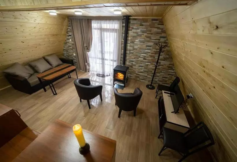 هتل Woodland Cottages