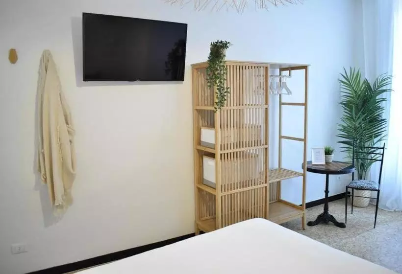 پانسیون Ensemble Rooms Di Vayadù