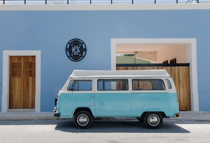 פנסיון Hostik Hostal