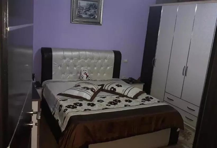 پانسیون Odisea S Apartment