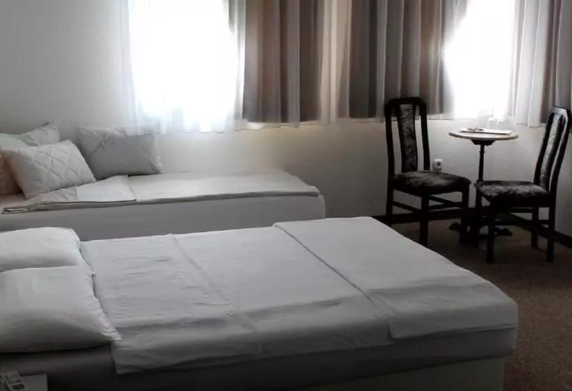 هاستل Holiday In Bihać