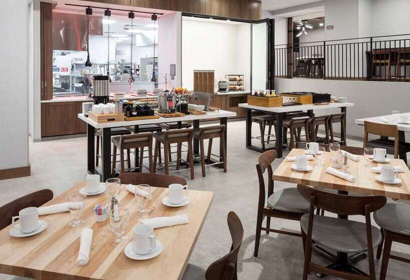 فندق Hilton Garden Inn Madison Downtown