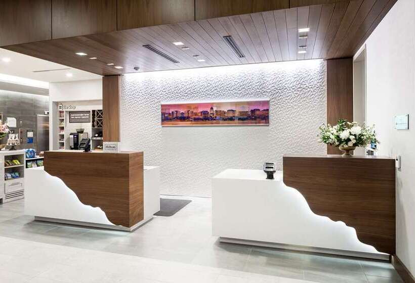 فندق Hilton Garden Inn Madison Downtown