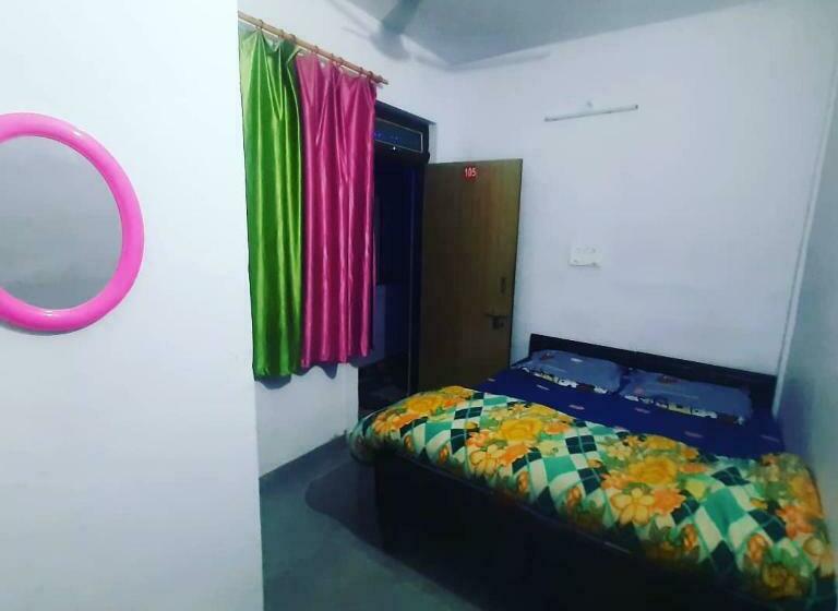 בית מלון כפרי Himalayan Dews Ukhimath