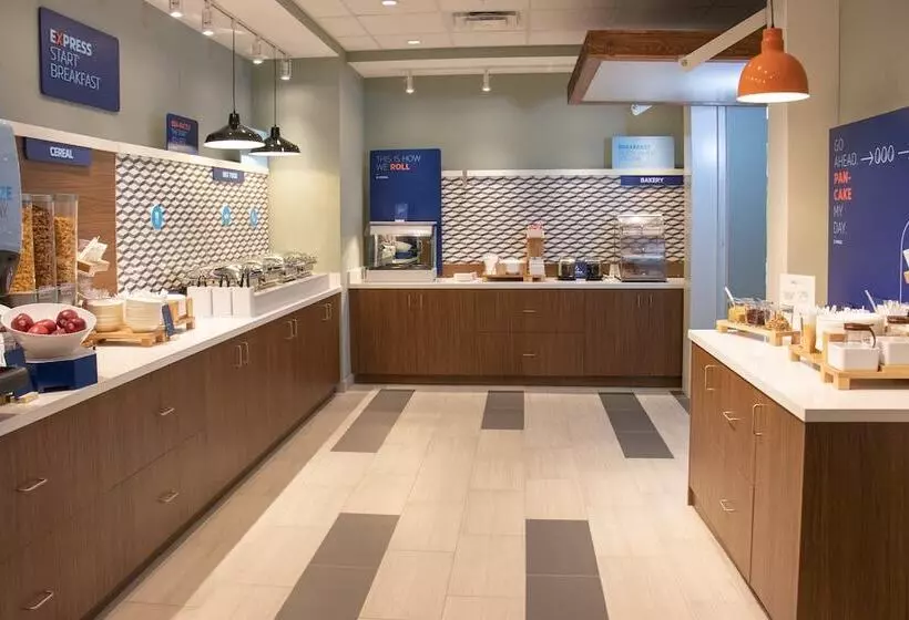 Hotelli Holiday Inn Express & Suites Tuscaloosa East, An Ihg